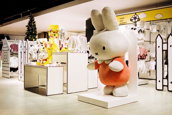2d retail interior design brand jiffy shop